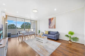 Stylish 2B2B Retreat Near Airport, Sydney